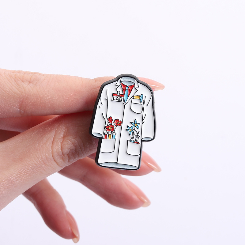 เข็มกลัดเคลือบลายดอกไม้ รูปเสื - Medical Lab Coats บทวิจารณ์และราคา